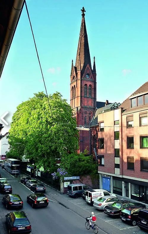 Maru Living M71 Apartment Cologne Germany